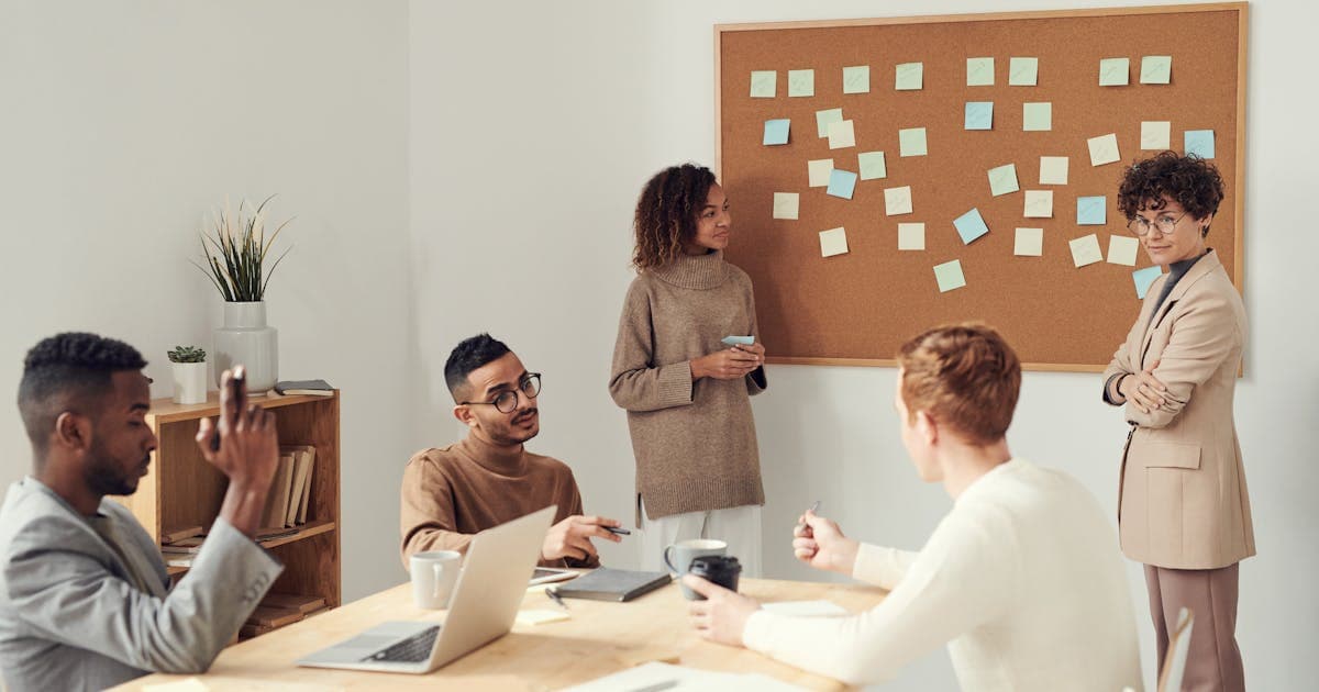 A Practical Guide to Customer Request Management for Service Businesses